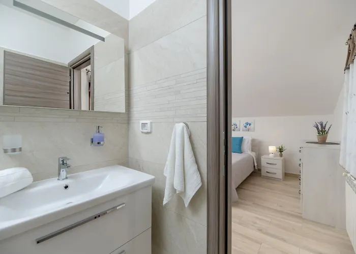 San Martino With Heated Pool , Outside Jacuzzi & Hydromassage Bathub 빌라 *