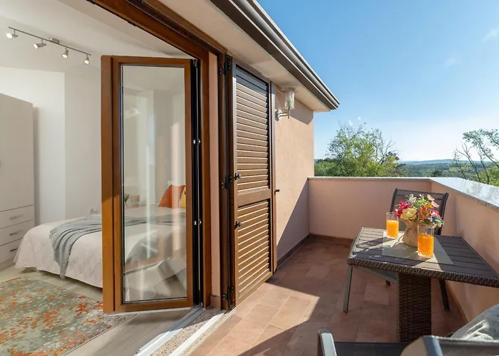 San Martino With Heated Pool , Outside Jacuzzi & Hydromassage Bathub 빌라 *