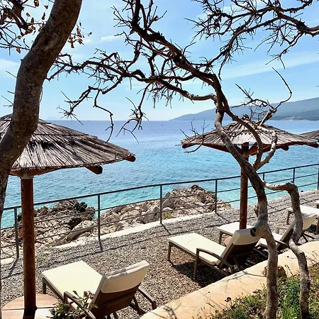 San Martino With Heated Pool , Outside Jacuzzi & Hydromassage Bathub * Nedeščina