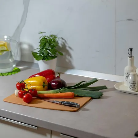 San Martino With Heated Pool , Outside Jacuzzi & Hydromassage Bathub Nedeščina