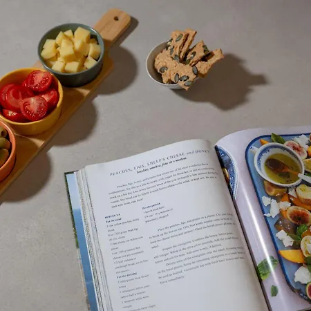 Villa San Martino With Heated Pool , Outside Jacuzzi & Hydromassage Bathub Nedeščina