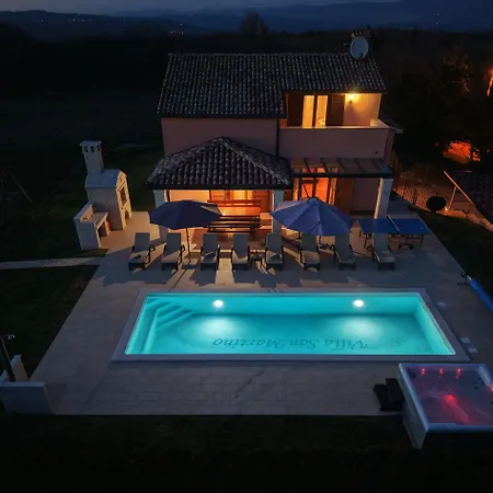San Martino Heated Pool, Jacuzzi & Peace Nedeščina